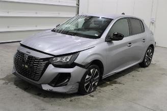 Unfallwagen Peugeot 208  2024/2