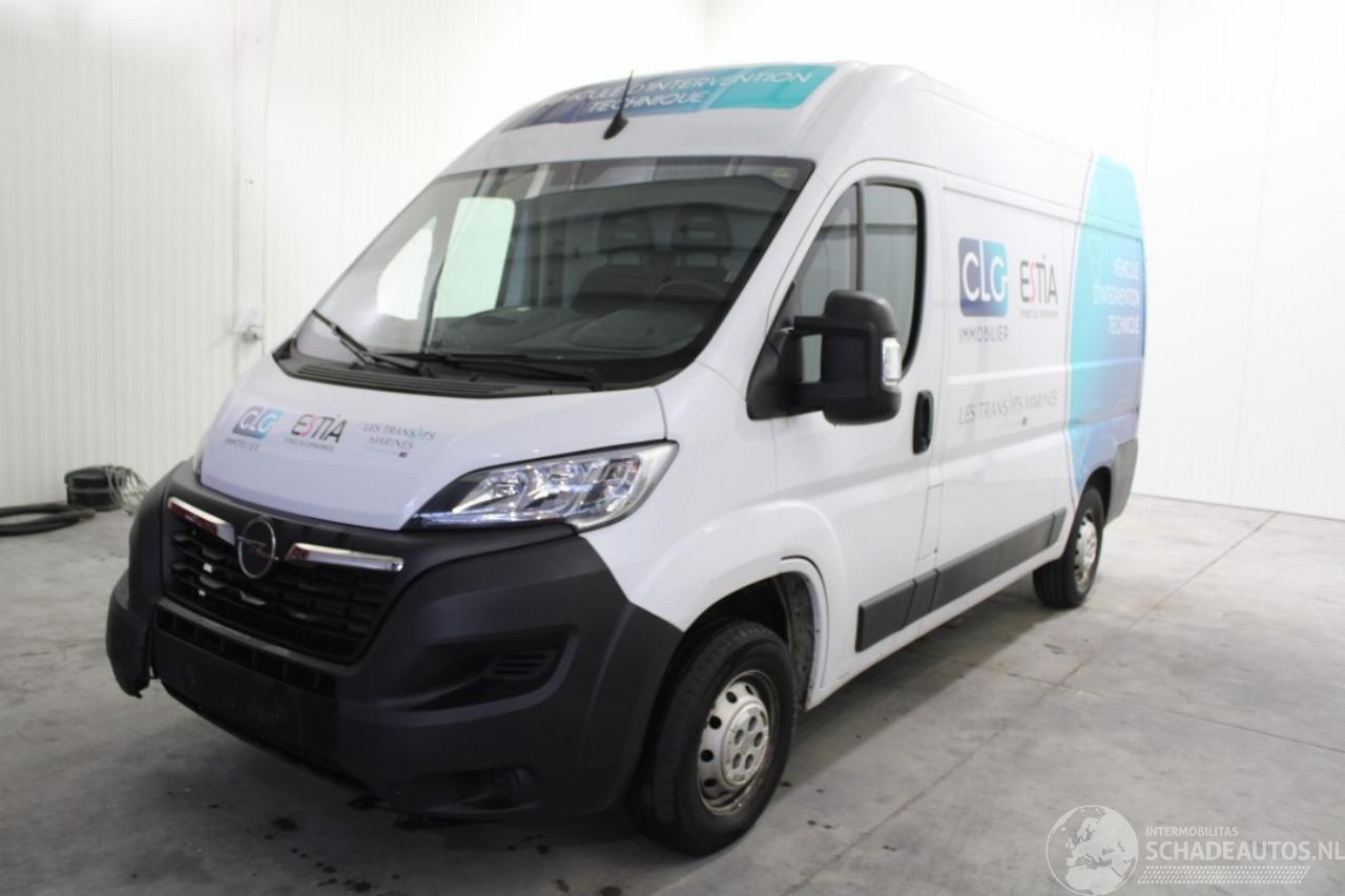 Opel Movano 