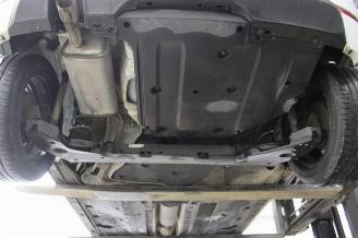 Renault Clio  picture 16