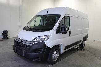 damaged passenger cars Citroën Jumper  2025/7