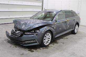 Unfallwagen Skoda Superb  2021/3