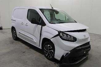 Toyota ProAce CITY picture 2