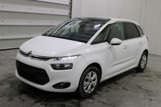 damaged passenger cars Citroën C4-picasso C4 Picasso 2015/6