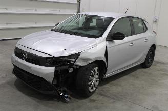 Vaurioauto  passenger cars Opel Corsa  2024/9