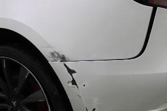 Tesla Model 3  picture 9
