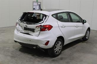 Ford Fiesta  picture 3