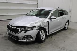 Damaged car Skoda Octavia  2023/1