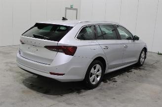 Skoda Octavia  picture 3