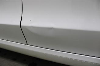 Tesla Model 3  picture 7
