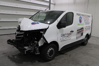 Damaged car Renault Trafic  2023/12