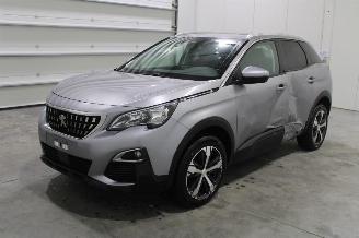 Voiture accidenté Peugeot 3008  2018/7