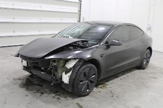 Vaurioauto  passenger cars Tesla Model 3  2024/3