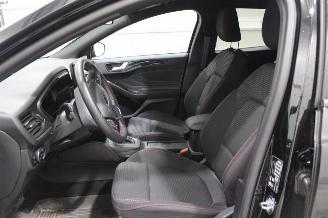 Ford Focus  picture 10