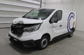Damaged car Renault Trafic  2024/2