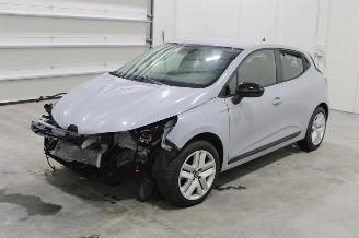 Schadeauto Renault Clio  2024/6