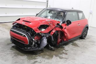 Mini Cooper SE picture 1