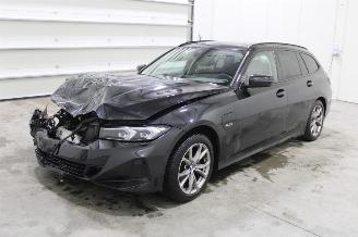 Damaged car BMW 3-serie 320 2023/5
