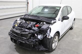 škoda osobní automobily Renault Clio  2024/2