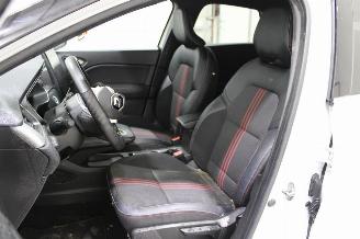Renault Captur  picture 13