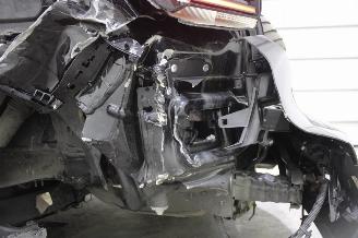 Peugeot 208  picture 18
