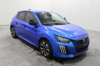 Peugeot 208  picture 2
