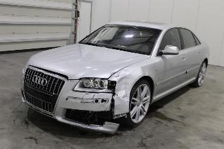 Avarii autoturisme Audi S8  2008/4