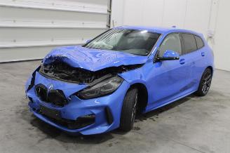 Unfallwagen BMW 1-serie 118 2021/12