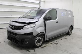 Auto incidentate Opel Vivaro  2021/10