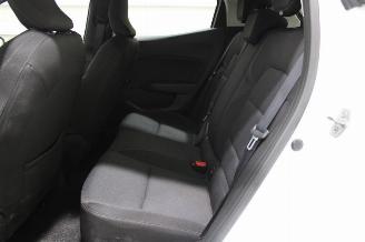 Renault Clio  picture 12