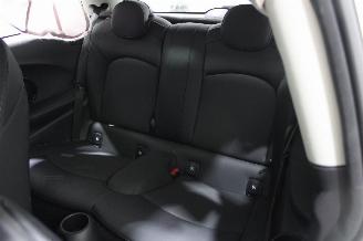 Mini Cooper SE picture 12