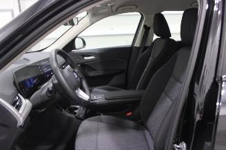 BMW iX1  picture 11