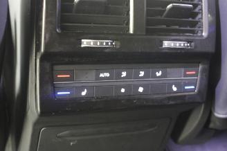 Volkswagen Touareg  picture 25