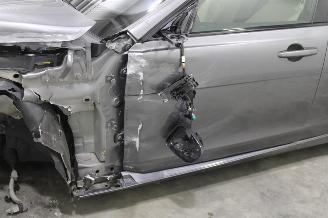Jaguar XE  picture 9