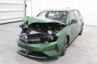 Opel Astra  picture 1