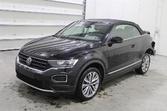 Damaged car Volkswagen T-Roc  2021/4