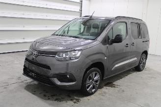 Toyota ProAce CITY picture 1