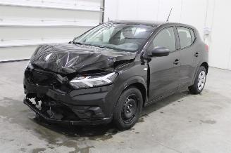 uszkodzony samochody osobowe Dacia Sandero  2025/6