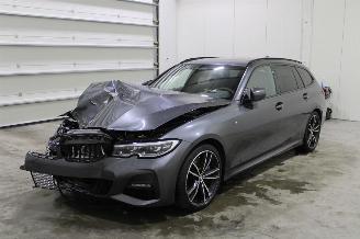 Voiture accidenté BMW 3-serie 330 2020/12