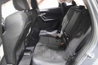 BMW iX1  picture 13
