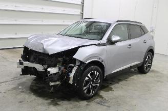 Coche accidentado Peugeot 2008  2021/4