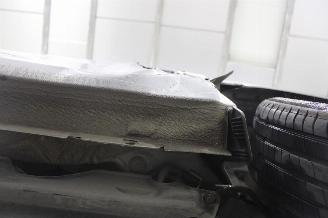 Peugeot 208  picture 17