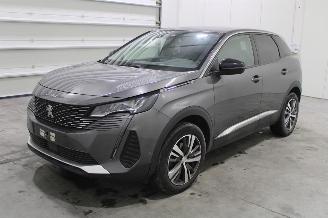 skadebil auto Peugeot 3008  2022/4