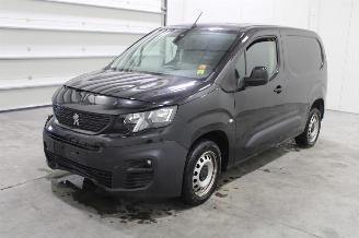 Schadeauto Peugeot Partner  2021/12