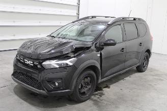 Schadeauto Dacia Jogger  2025/4