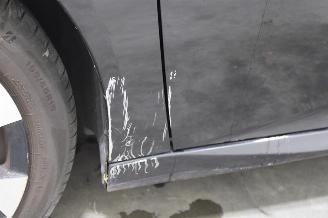 Peugeot 208  picture 24