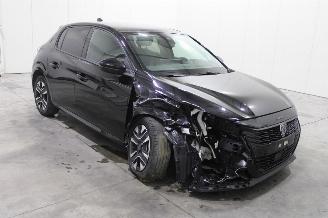 Peugeot 208  picture 2