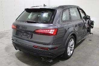 Audi SQ7  picture 3