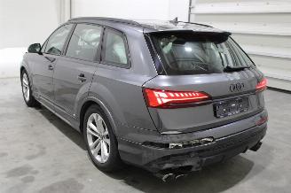 Audi SQ7  picture 4