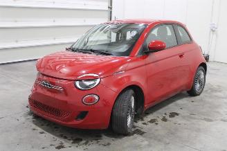Vaurioauto  passenger cars Fiat 500  2024/1