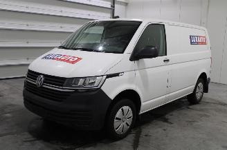 uszkodzony samochody osobowe Volkswagen Transporter T6 2023/11